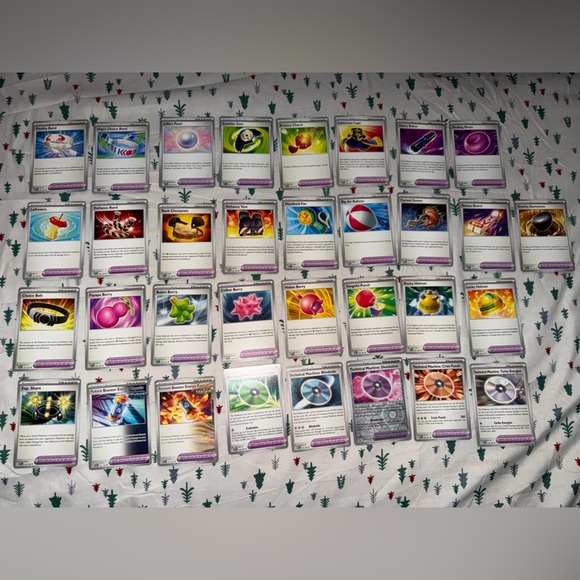 Pokemon Other - 33 Pokemon Trainer Pokemon Tool Cards #PKMN318265